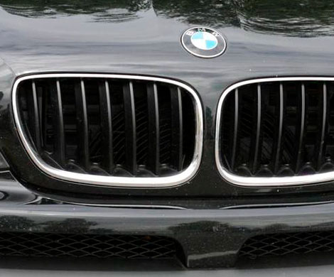 В Москве ищут агрессивного водителя BMW, напавшего на женщину с детьми