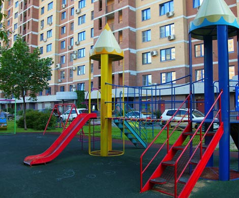 В Москве мужчина расстрелял шумевших на детской площадке подростков