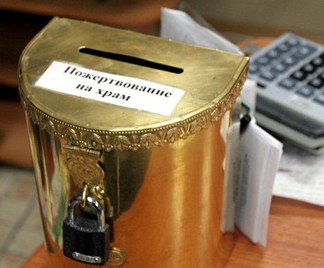 В Отрадном мужчина пытался похитить ящик для пожертвований храму