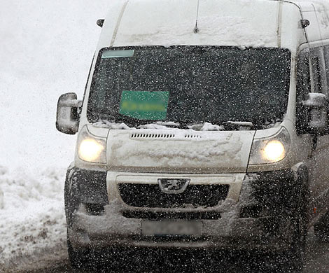 В Подмосковье маршрутка сбила двух пешеходов: один погиб