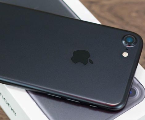 В России резко подешевел iPhone 7‍
