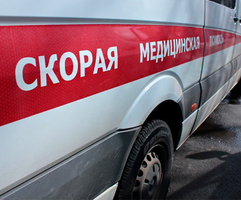 В Саратове водитель Mercedes сбил женщину и протаранил Газель