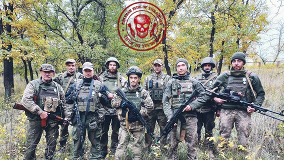 В Сети появились новые фото бывших заключенных, награжденных медалями «За отвагу»