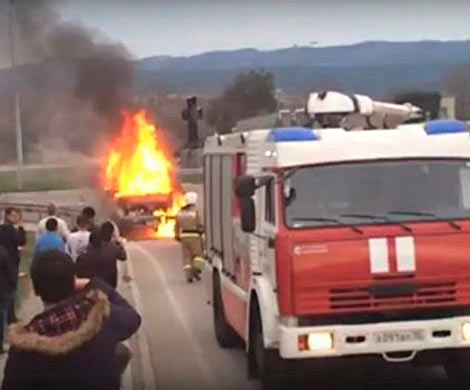 В Севастополе на ходу загорелась Газель
