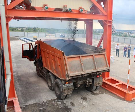 В Севастополе открыли завод по производству асфальта