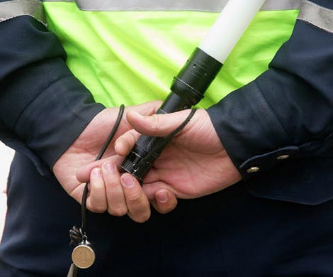 В Свердловской области автомобиль ГИБДД сбил двух человек