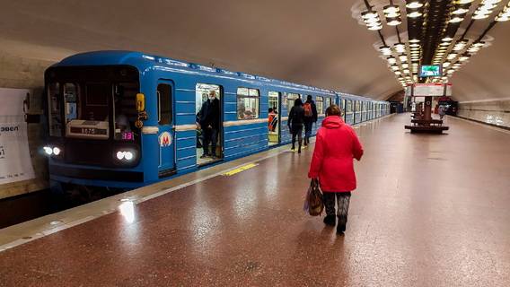 «...Следующая станция СИЗО». В ряде регионов чиновники, нагревшие руки на строительстве метро, оказались под арестом 