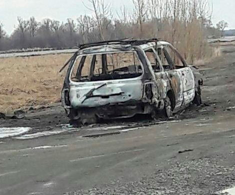 В Томской области в сгоревшем авто обнаружили тела троих мужчин