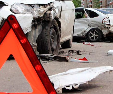 В Воронеже на видео сняли жуткую аварию с участием 20 автомобилей