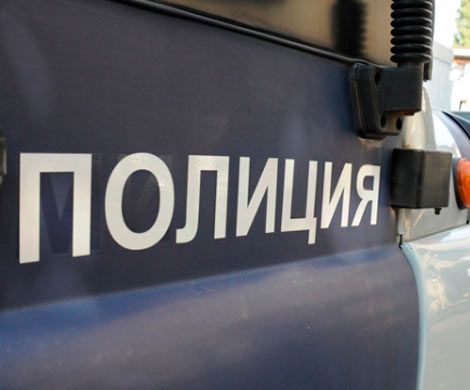 В Воронеже полицейским пришлось толкать свою машину‍