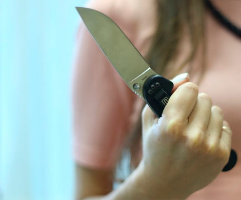 В Хакасии пьяная женщина убила и расчленила соседку по коммуналке