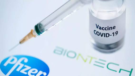 Вакцина от BioNTech и Pfizer менее эффективна против южноафриканского штамма Covid-19