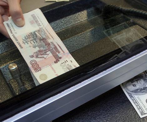 Валюты в России достаточно
