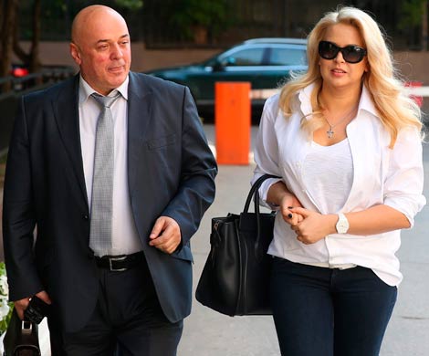 Васильева прочла в суде стихи собственного сочинения
