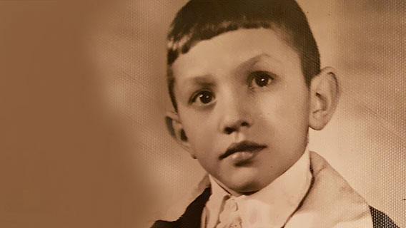 Василий Устюжанин: Ностальгия по светлому