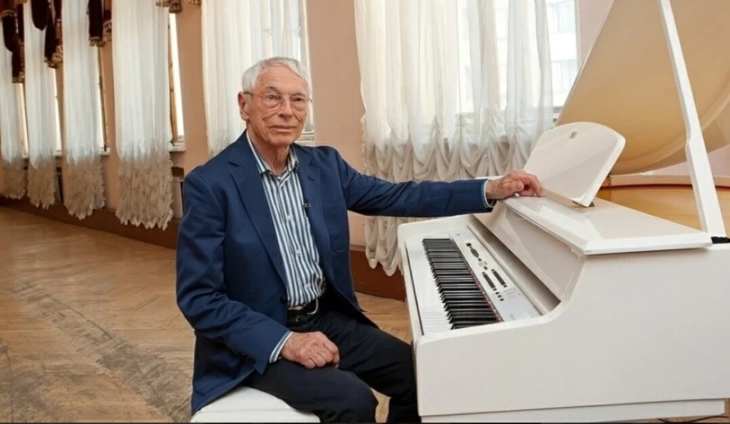 Век композитора Зацепина - сегодня маэстро отмечает 100-летний юбилей