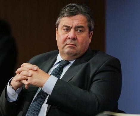 Вице-канцлер ФРГ в Москве встретится с Путиным 