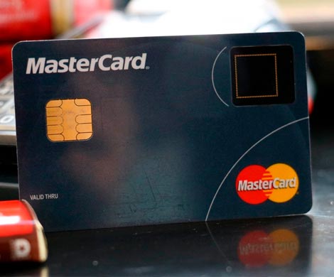 Visa и MasterCard тестируют карты со сканером отпечатков пальцев