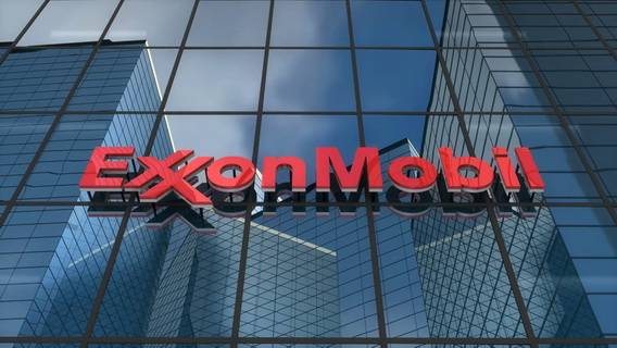 Власти США подали в суд на Exxon из-за удавок, якобы найденных на заводе в Луизиане