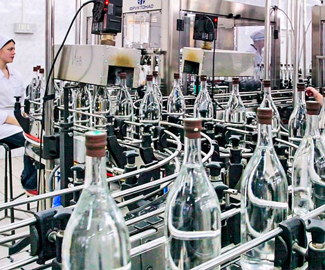 Водочные заводы РФ нарастили выпуск продукции на 66%