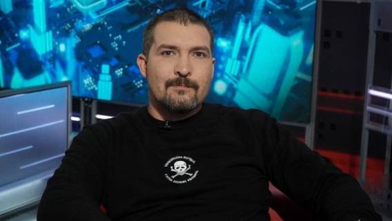 Военкор Живов заявил о необходимости создания в ВС РФ эффективной системы управления по типу ЧВК «Вагнер»