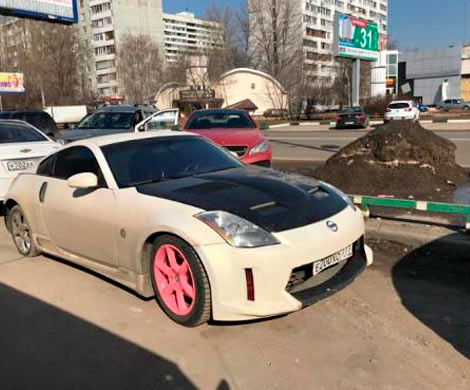 Воронежский тюнингованный Nissan 350z обозвали «корытом» после дрифта