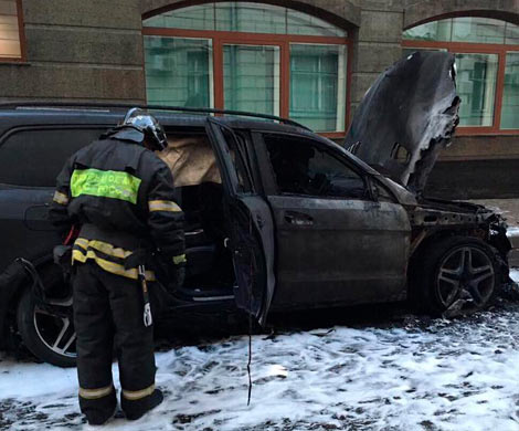 Возле офиса адвоката Учителя подожгли два автомобиля‍