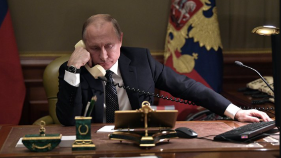 Хазин: уход либералов из власти сопряжен с личной безопасностью Путина