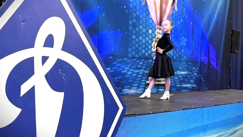 «Я счастлив, когда дочь побеждает»: юная пара из Саратова триумфально выступила на Кубке «Динамо»–2026