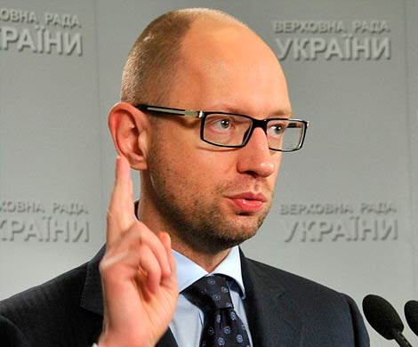 Яценюк: Россия начала прямую интервенцию в Украину