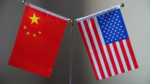 Экономические отношения между США и Китаем меняются, но не разрываются окончательно
