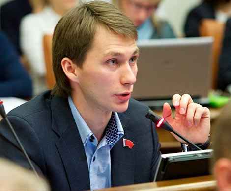 Экс-депутат освободил место для своих обидчиков