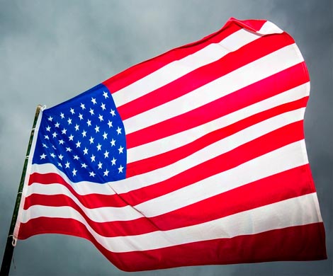 Эксперты Cbonds считают политику США и технологический разрыв угрозами экономике РФ