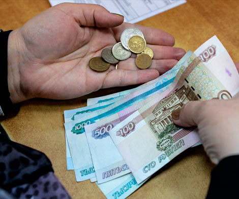Законопроект о повышении МРОТ до прожиточного минимума принят Госдумой во втором чтении