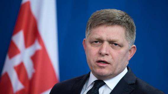 Запад беспокоится, что Словакия, похоже, присоединится к странам - сторонникам Путина