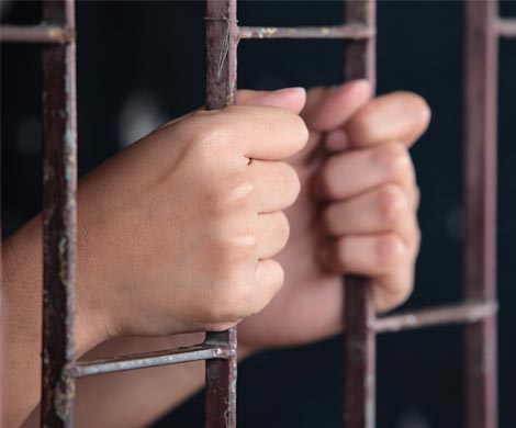 Женщину посадили на 8,5 лет за убийство при самообороне от насильника