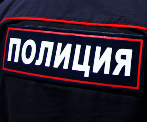 Житель Брянска избил полицейских, справивших нужду на его автомобиль