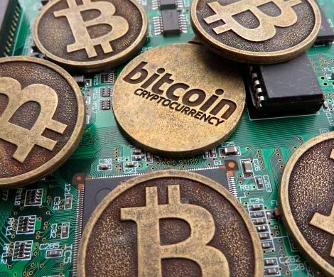 Житель Челябинска продает машину за биткоины
