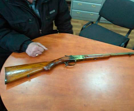 Житель Югры прострелил головы своей сожительнице и ее 14-летнему сыну