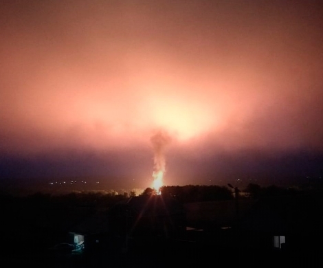 Жители Уфы сняли на камеру пугающий огненный столб