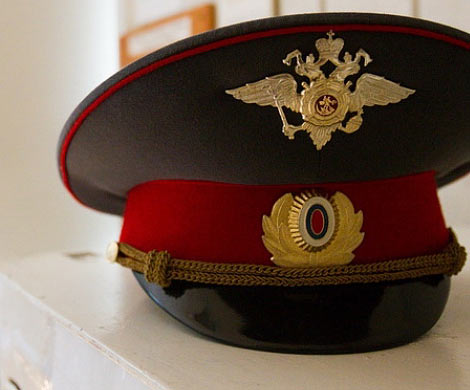 Жительница Улан-Удэ воткнула ручку полицейскому в лицо