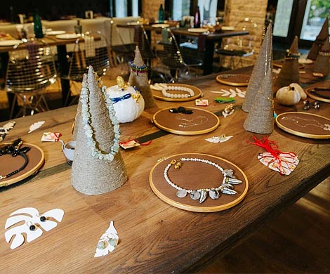 Звездный девичник в ресторане «Простые вещи new vintage»