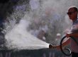 Жара на Roland Garros побила рекорды: теннисисты берут тайм-ауты, а болельщики просятся под шланги
