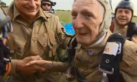 100-летний ветеран Второй мировой прыгнул с парашютом