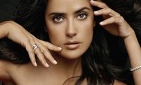 48-летняя Сальма Хайек снялась обнаженной для глянца