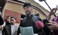 Игумен в суде