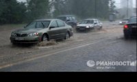 Столицу подмочило 