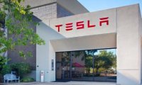 Акции Tesla подешевели еще на 5% после шутки Маска о банкротстве