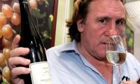 Актер Жерар Депардье признался в том, что пьет по 14 бутылок вина в день