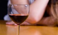 Алкоголь в небольших количествах идет на пользу лишь 15% людей 
